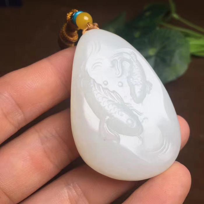 和田玉日常保养:三怕与清洁方法